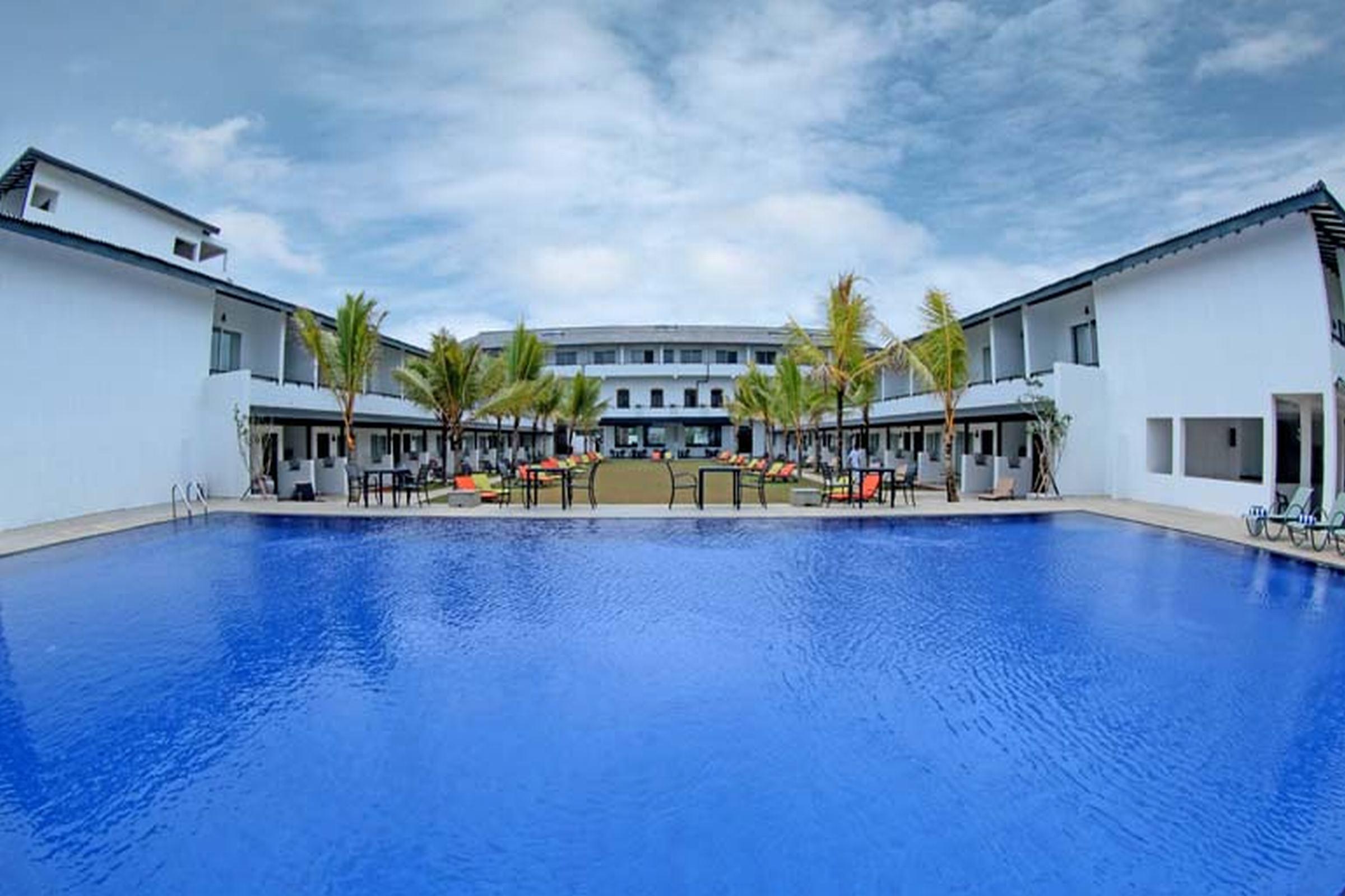 Coco Royal Beach Resort Калутара Экстерьер фото