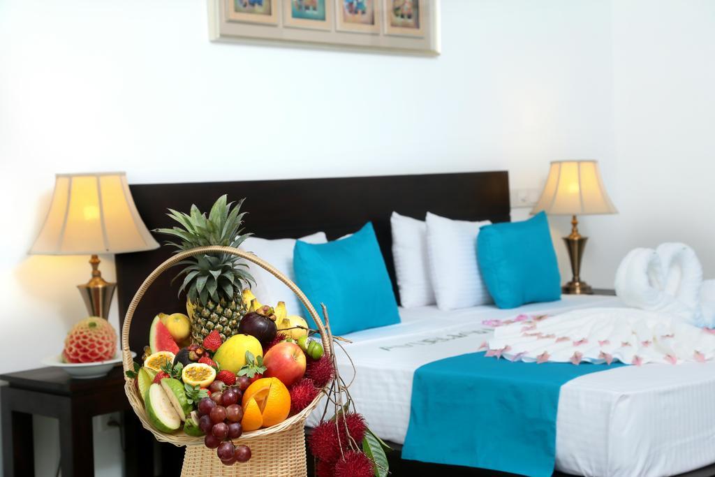 Coco Royal Beach Resort Калутара Экстерьер фото